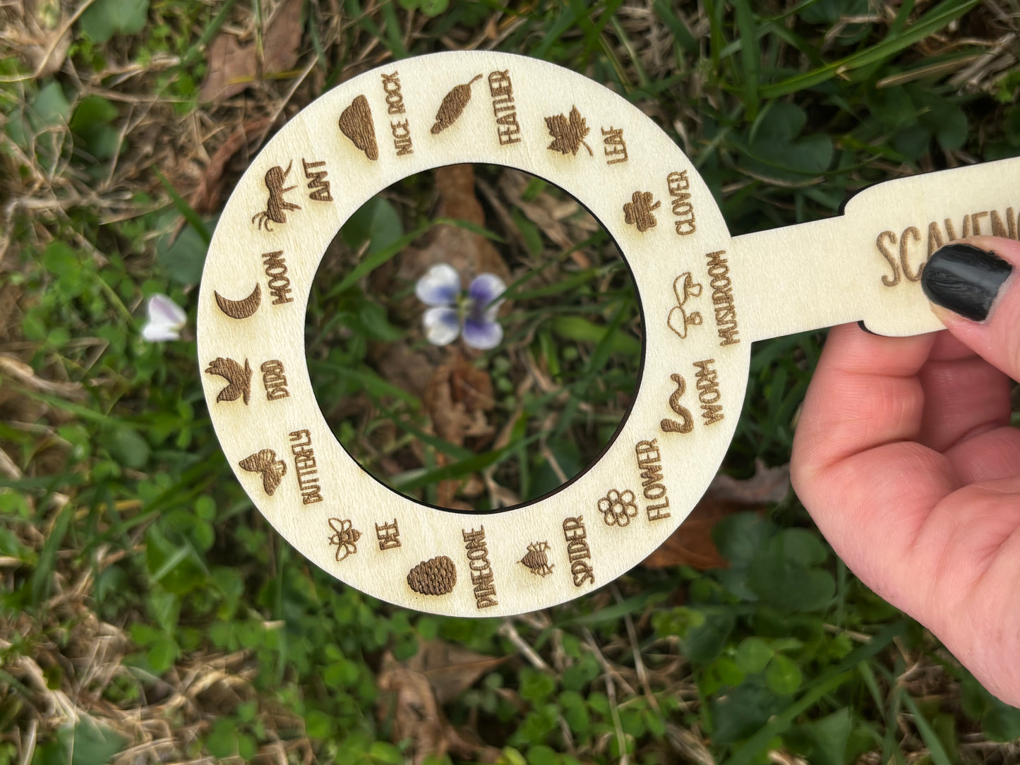 Scavenger Hunt Magnifying Glass